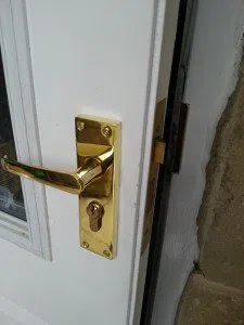 Keystone Locksmith Shop Lombard, IL 630-823-0342 - broken-key-extraction